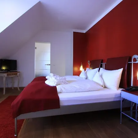 Residenz Im Schloss Neuweier Hotel 3*