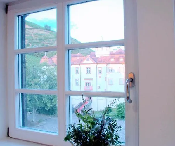 Residenz Im Schloss Neuweier 3*