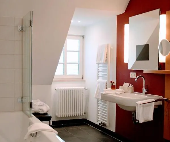 Residenz Im Schloss Neuweier 3*